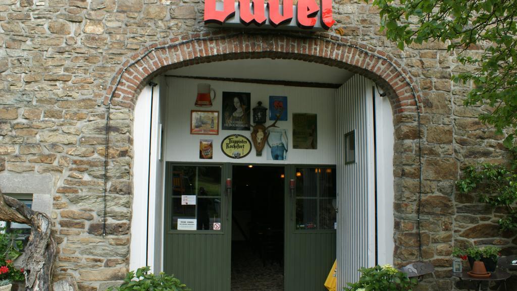 B&B Le Secret Du Bois Bourseigne-Vieille Exterior foto