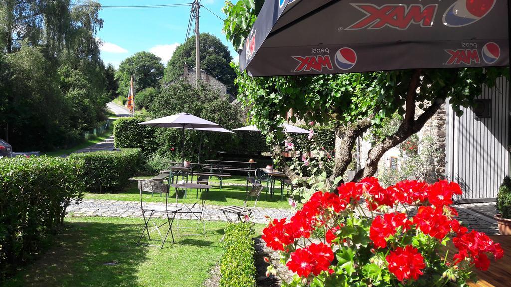 B&B Le Secret Du Bois Bourseigne-Vieille Exterior foto